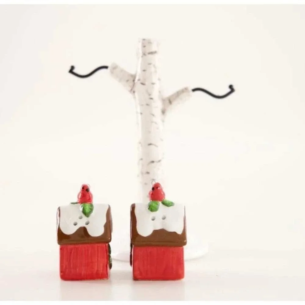 Cracker Barrel Hanging Red Birdhouse Salt and Pepper Ceramic Set Christmas NEW